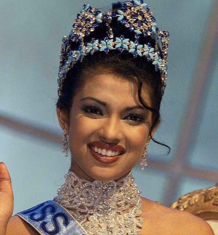 Priyanka Chopra, Ấn Độ (2000)