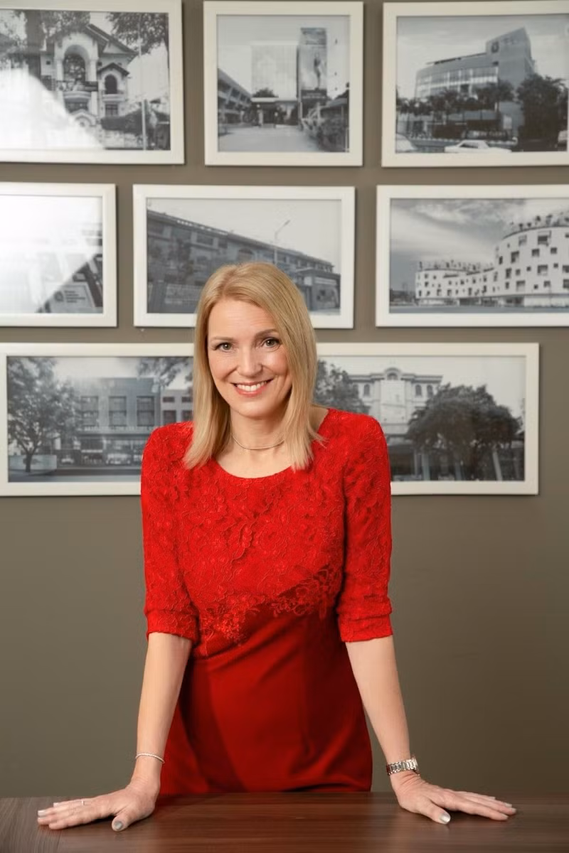 Bà Helen Kavanagh có hơn 35 năm kinh nghiệm điều hành nhiều trường học lớn trên thế giới