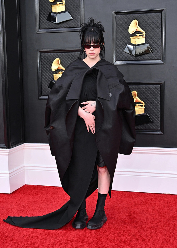 Nữ ca sĩ Billie Eilish. Nữ ca sĩ Billie Eilish.