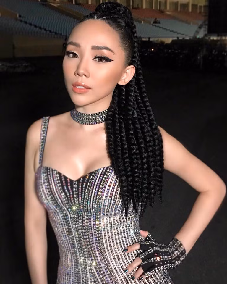 Nữ ca sĩ Tóc Tiên luôn không ngại đổi mới, thay đổi phong cách của mình.
