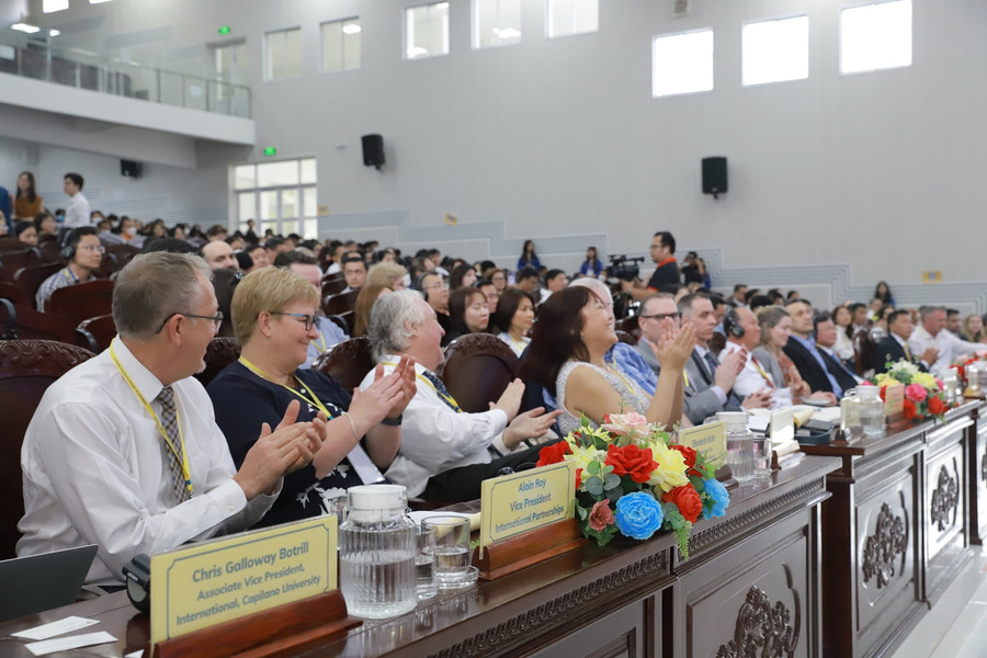 Quang cảnh hội thảo.