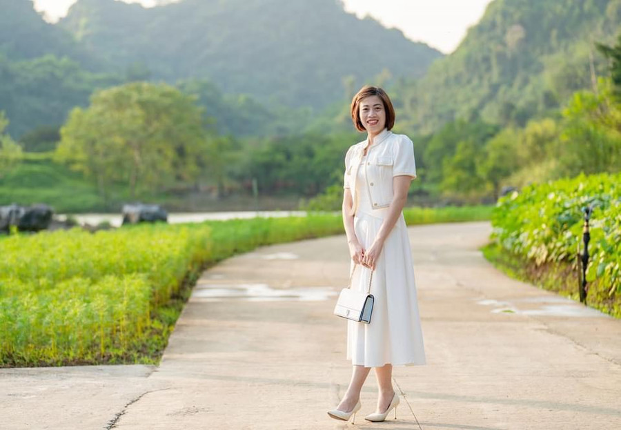 Cô Lê Thị Tình.