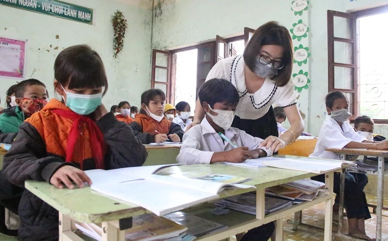 Đời sống tinh thần và vật chất của giáo viên tại huyện Đăk Glei còn nhiều khó khăn, thiếu thốn.