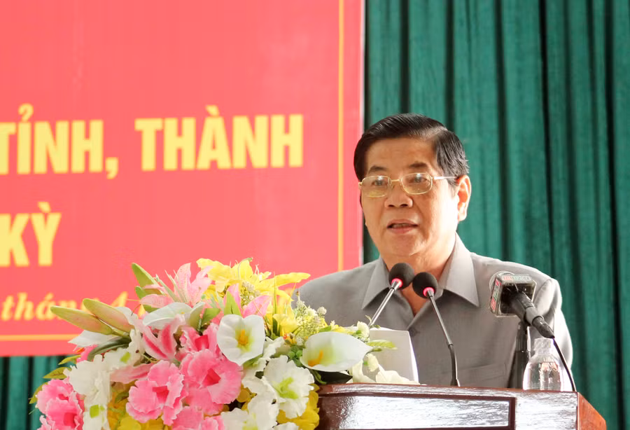 Đồng chí Nguyễn Phong Quang - Phó Trưởng Ban Thường trực BCĐ Tây Nam bộ phát biểu tại buổi Họp mặt