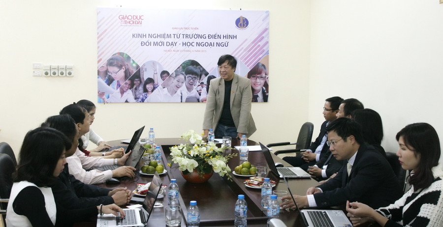 Nhà báo Nguyễn Ngọc Nam phát biểu chào mừng các vị khách mời