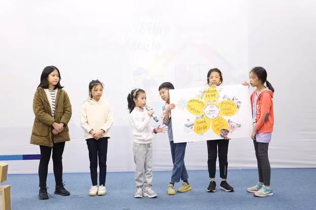 Dự án Health Bloom - giải pháp bảo vệ sức khỏe cho người dân vùng lũ của các bạn học sinh khối 4, 5.