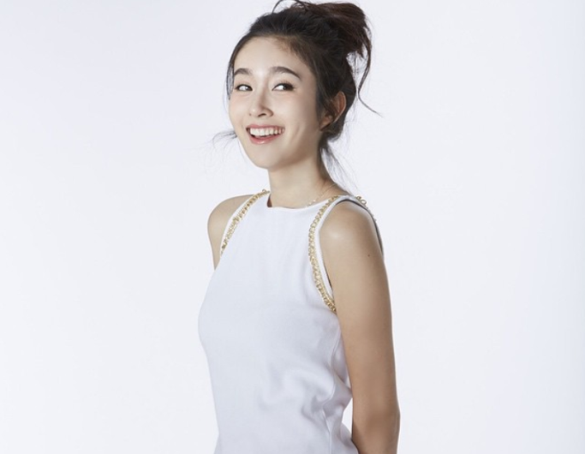 Hiện Nong Poy vẫn được coi là cô nàng chuyển giới đẹp nhất thế giới. Quá trình biến đổi của cô nàng chuyển giới đẹp nhất hiện nay