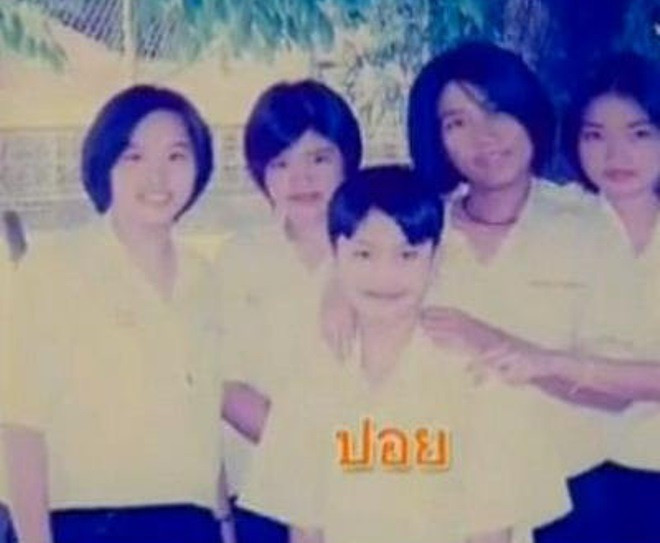 Và chỉ thích chơi với con gái. Quá trình biến đổi của cô nàng chuyển giới đẹp nhất hiện nay