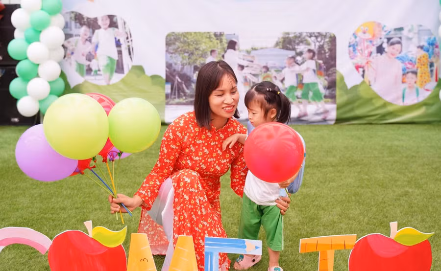 Cần tạo môi trường an toàn cho trẻ mầm non. Ảnh minh họa