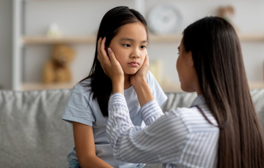 Vai trò của phụ huynh là lắng nghe, chỉ dẫn và góp ý. Ảnh minh họa.