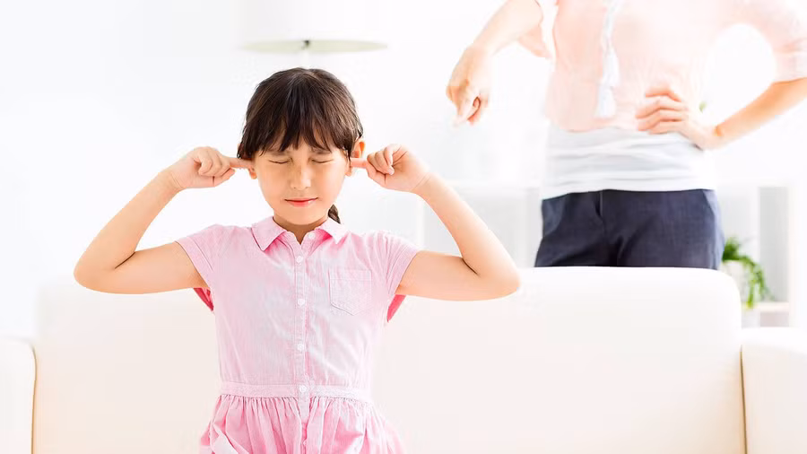 Cha mẹ hãy cho con cảm thấy được tôn trọng thay vì những “mệnh lệnh”. Ảnh minh họa.