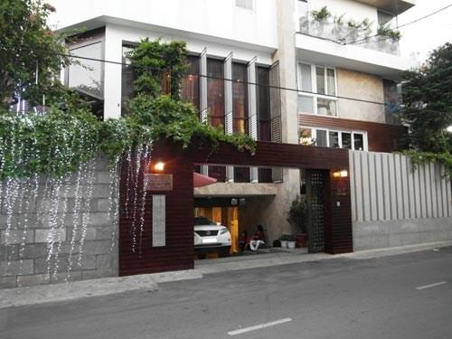 Đàm Vĩnh Hưng khoe loạt nhà triệu đô: Khoe tài sản để duy trì sự nổi tiếng? - Ảnh 1 Đàm Vĩnh Hưng khoe loạt nhà triệu đô: Khoe tài sản để duy trì sự nổi tiếng? - Ảnh 1