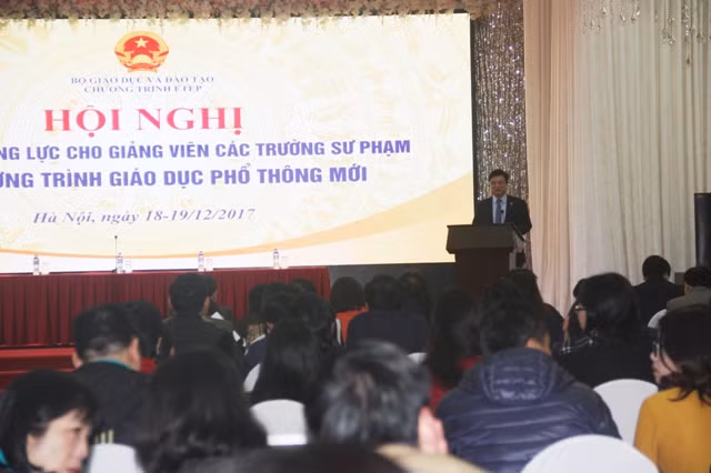 Hội thảo “Nâng cao năng lực cho giảng viên các trường sư phạm về chương trình giáo dục phổ thông mới”