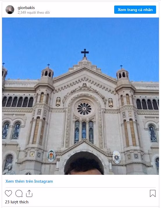 Bức ảnh chụp "trán" được Georgios Schieich đăng lên Instagram.