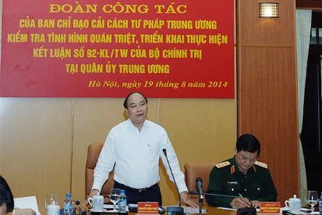 Phó Thủ tướng Nguyễn Xuân Phúc phát biểu tại buổi làm việc