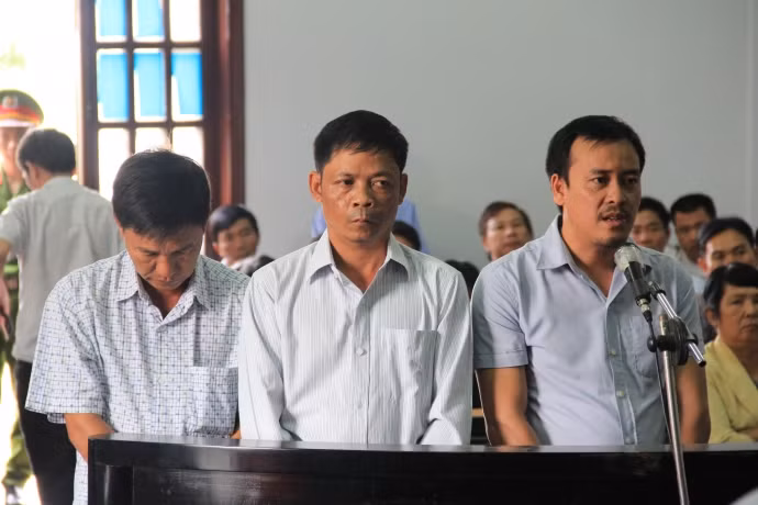 Nhận hối lộ từ xe quá tải, cán bộ Sở GTVT lãnh án tù