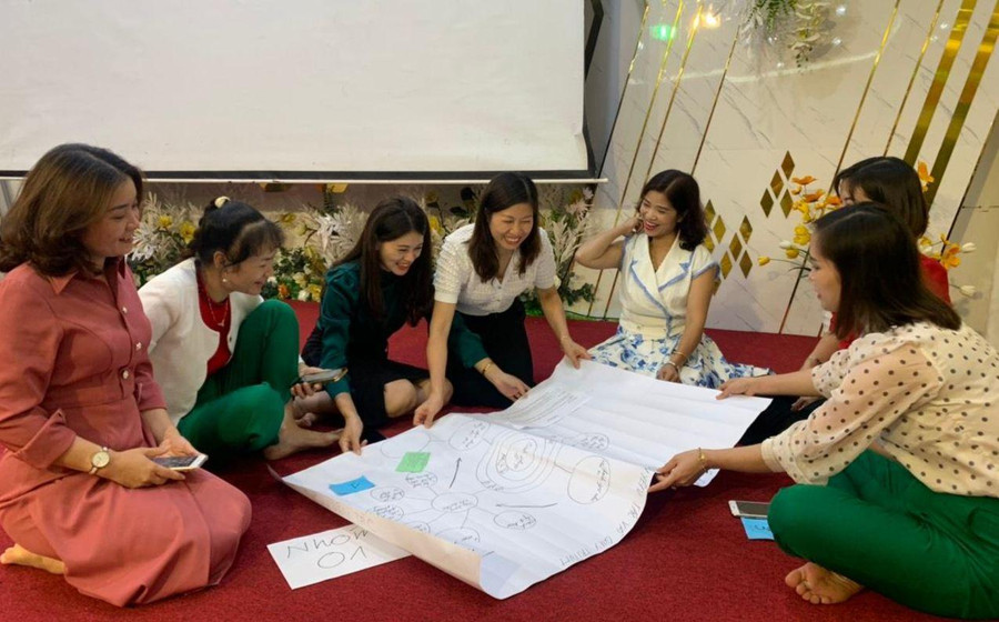 Giáo viên mầm non tham gia tập huấn, bồi dưỡng nâng cao năng lực sư phạm. Ảnh minh họa: TG Giáo viên mầm non tham gia tập huấn, bồi dưỡng nâng cao năng lực sư phạm. Ảnh minh họa: TG