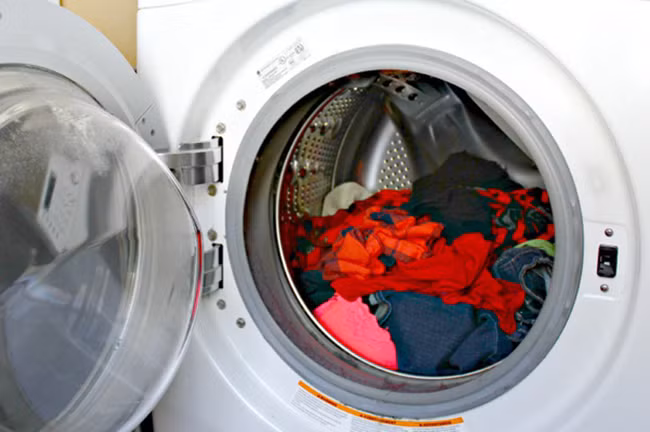 Máy giặt nay đã là thiết bị rất quen thuộc và hữu ích (Ảnh: Internet)