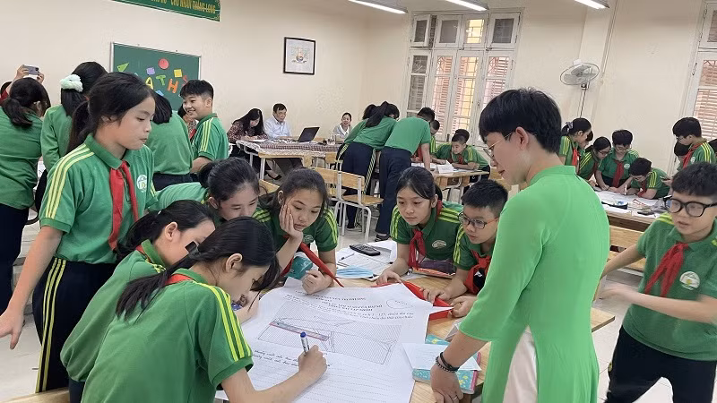 Phát huy sáng tạo trong giờ học tại Trường THCS Nguyễn Tri Phương (Ba Đình, Hà Nội).