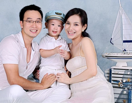 Hoa hậu Thùy Lâm: Viên mãn hạnh phúc bên gia đình