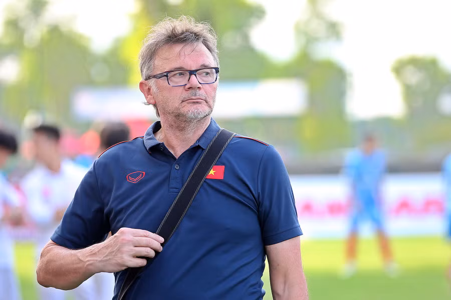 Huấn luyện viên Philippe Troussier. Ảnh: INT.