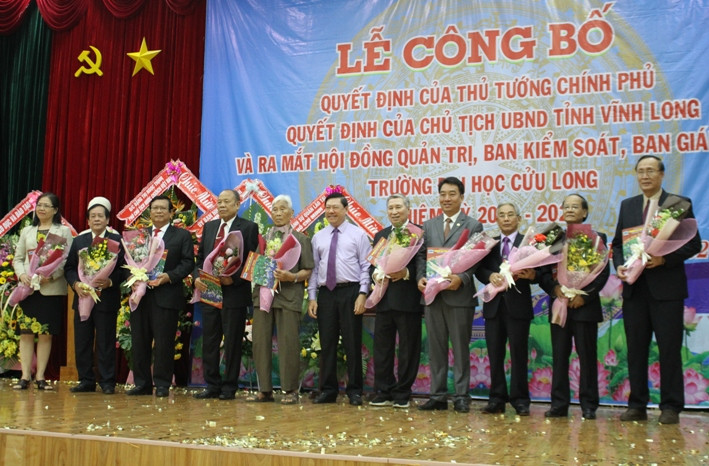 Ra mắt Hội đồng quản trị Trường ĐH Cửu Long