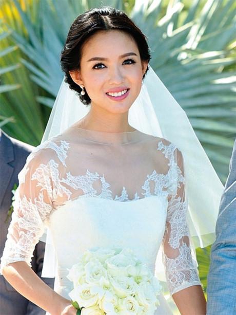 Nhan sắc bóng hồng cũ của tỷ phú Hoàng Kiều khiến Ngọc Trinh phải e thẹn Nhan sac bong hong cu cua ty phu Hoang Kieu khien Ngoc Trinh phai e then
