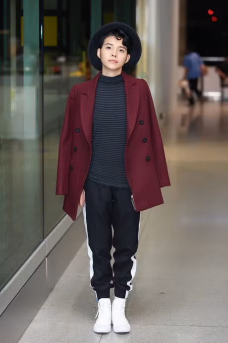 Vu Cat Tuong bi an di lam giam khao o nuoc ngoai - Anh 7