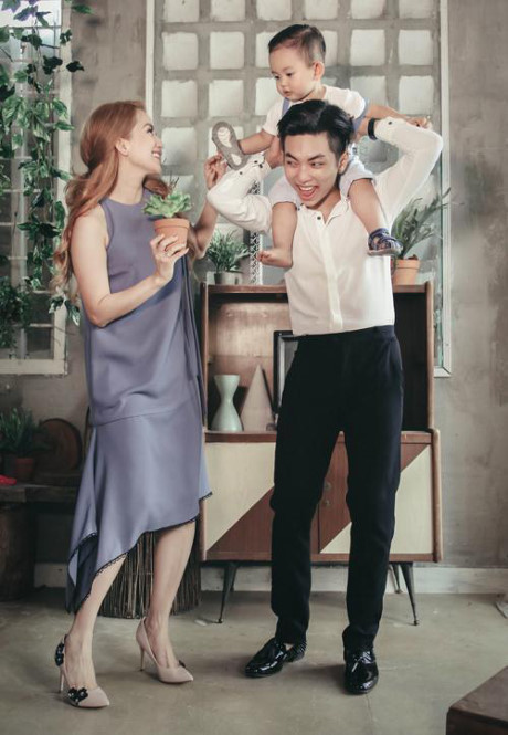 Phan Hiển tiết lộ về đám cưới với Khánh Thi sau hơn 1 năm chung sống và có con - Ảnh 3 Phan Hien tiet lo ve dam cuoi voi Khanh Thi sau hon 1 nam chung song va co con - Anh 3