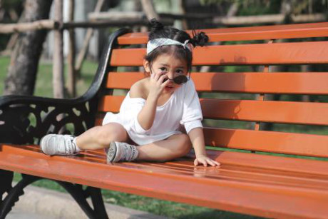 Bé 3 tuổi tự phối đồ mặc hàng ngày, sành điệu như mẫu nhí - Ảnh 10 Be 3 tuoi tu phoi do mac hang ngay, sanh dieu nhu mau nhi - Anh 10