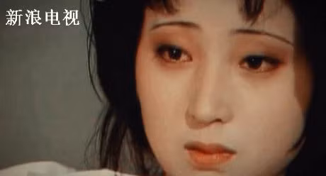 Ghen ty voi nhung my nhan 