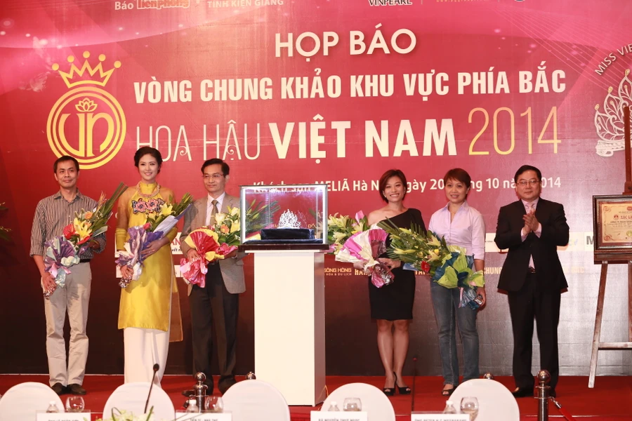 Nguyên nhân một thí sinh bị loại khỏi cuộc thi Hoa hậu Việt Nam 2014