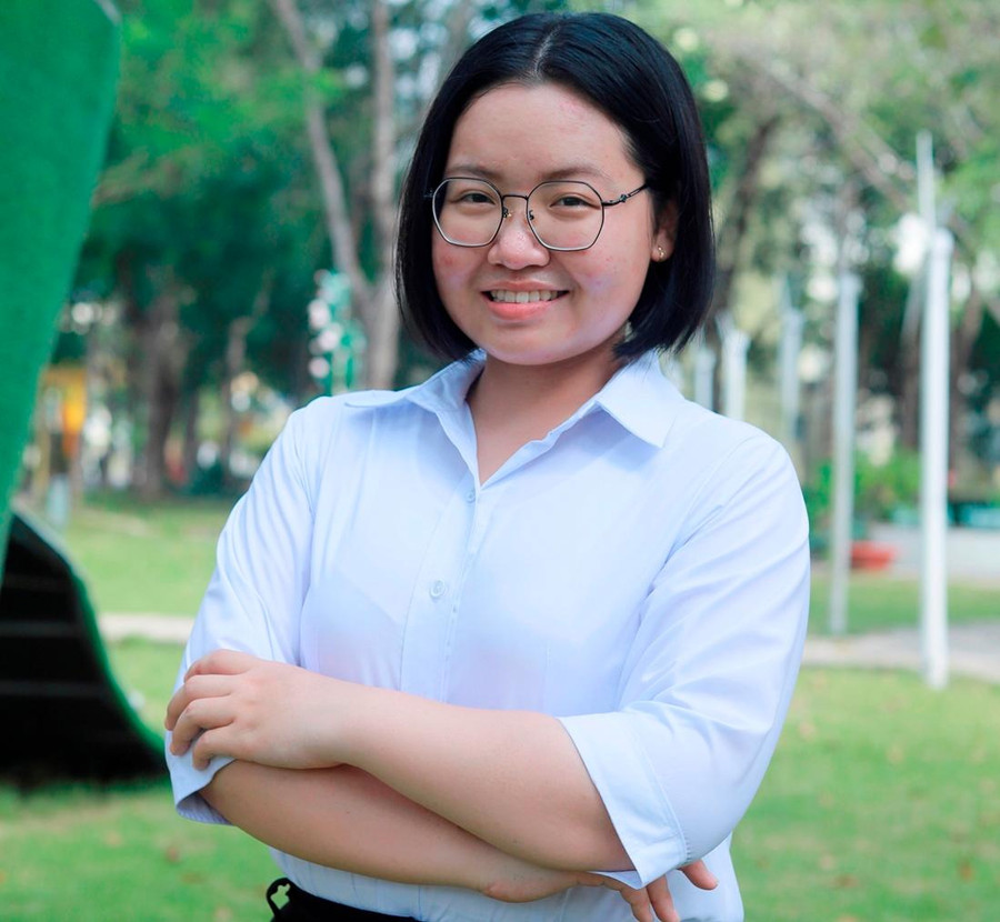 Trần Lê Thanh Vy, thủ khoa năm 2022 Trường ĐH Trà Vinh. Trần Lê Thanh Vy, thủ khoa năm 2022 Trường ĐH Trà Vinh.