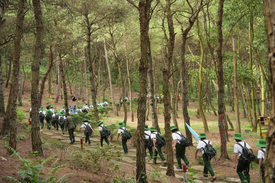 Học sinh tham gia “Học kỳ quân đội” lần 1 năm 2024 tại Trung đoàn 568 Thái Bình. Ảnh: M.C Học sinh tham gia “Học kỳ quân đội” lần 1 năm 2024 tại Trung đoàn 568 Thái Bình. Ảnh: M.C