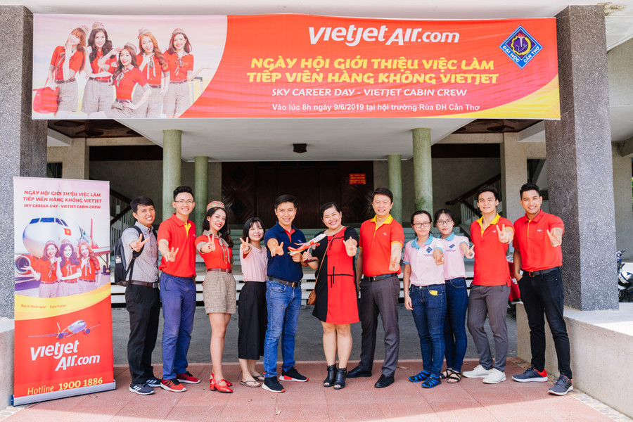 VietjetAir đang nỗ lực trao cơ hội cho các sinh viên trong đợt tuyển dụng chính thức tại khu vực Cần Thơ vào cuối tháng 6 và tháng 11/2019