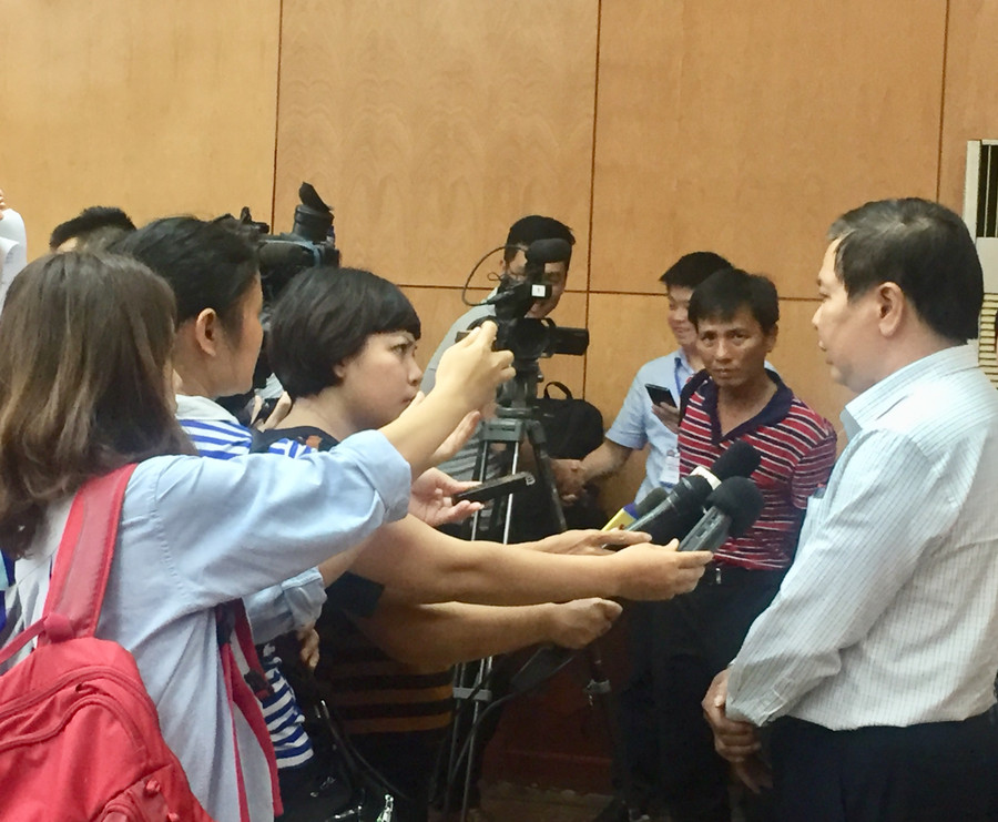 ông Lê Ngọc Quang - Phó Giám đốc Sở GD&ĐT Hà Nội trả lời báo chí về kỳ thi vào lớp 10THPT năm 2018 ông Lê Ngọc Quang - Phó Giám đốc Sở GD&ĐT Hà Nội trả lời báo chí về kỳ thi vào lớp 10THPT năm 2018