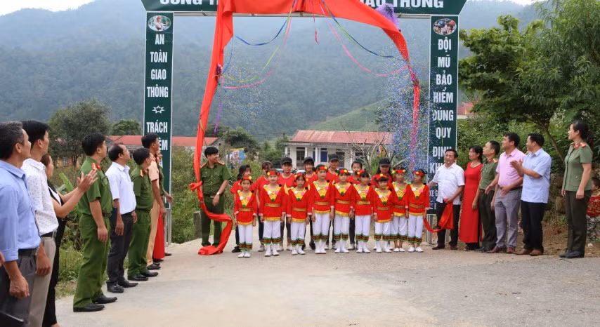 Để cổng trường an toàn là trách nhiệm của các cấp chính quyền và nhà trường. Ảnh minh họa