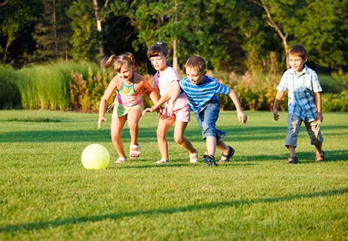 Mẹo dạy con chăm thể dục mùa đông ảnh 2