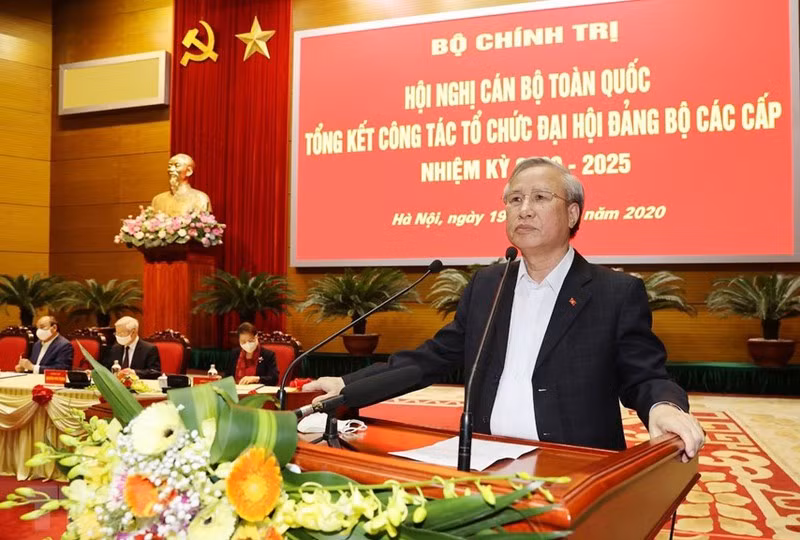 Ông Trần Quốc Vượng, Ủy viên Bộ Chính trị, Thường trực Ban Bí thư phát biểu tại hội nghị. Ảnh: TTXVN