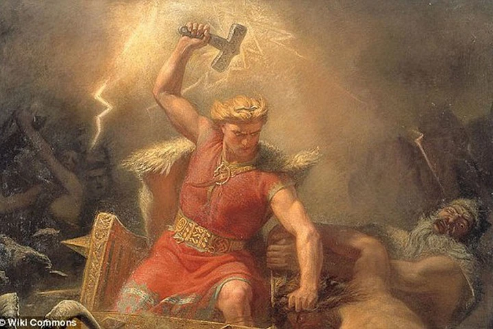 Phát hiện mới về ký hiệu trên "chiếc búa sấm sét của thần Thor"