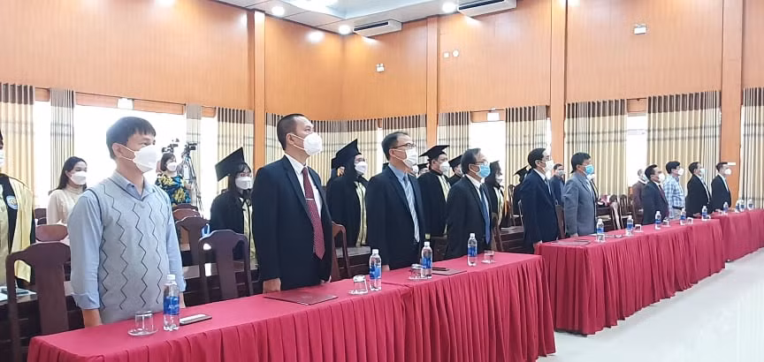 Toàn cảnh buổi lễ.