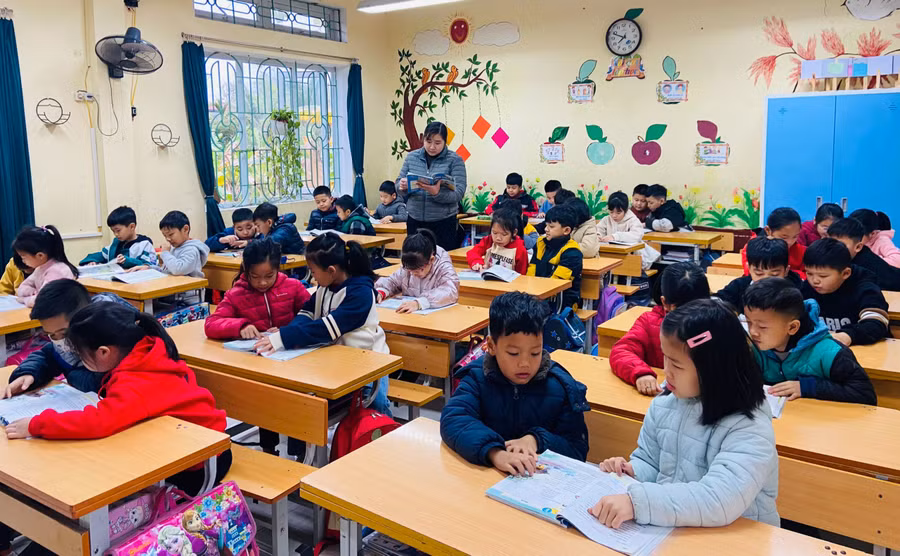 Cô trò Trường Tiểu học Bích Sơn (Việt Yên, Bắc Giang) ổn định ngay nền nếp dạy học sau nghỉ Tết Nguyên đán. Ảnh: X.Lương