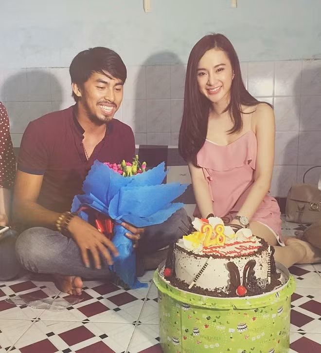 Bức tranh màu xám của làng mẫu nam Việt