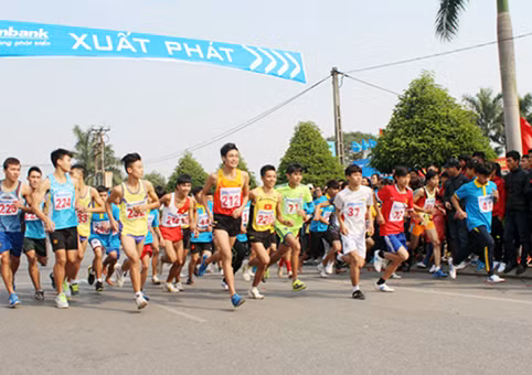 Ngành Giáo dục hưởng ứng ngày chạy Olympic vì sức khỏe toàn dân 2016