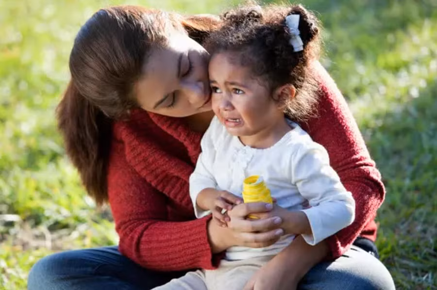 Trong những trường hợp nghiêm trọng hơn, phụ huynh sẽ thấy rõ khi nào mình cần can thiệp.