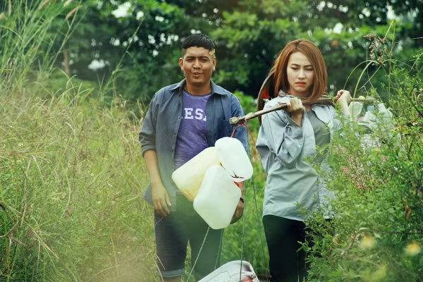 Hình ảnh: Bán ve chai trở thành 