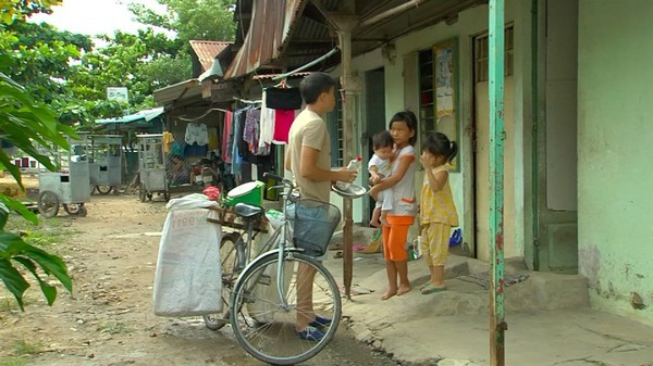 Hình ảnh: Bán ve chai trở thành 