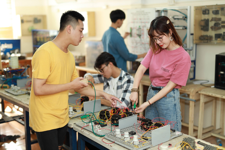 Sinh viên Trường ĐH Phương Đông. Ảnh: Thế Đại Sinh viên Trường ĐH Phương Đông. Ảnh: Thế Đại