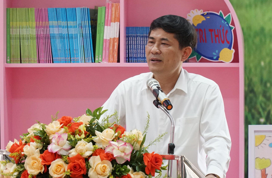 GS.TS Thái Văn Thành – Giám đốc Sở GD&ĐT Nghệ An (đại biểu Quốc hội khóa XV). GS.TS Thái Văn Thành – Giám đốc Sở GD&ĐT Nghệ An (đại biểu Quốc hội khóa XV).