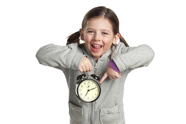 Điều quan trọng là trẻ cần học các khái niệm và cấu trúc của thời gian ngay từ nhỏ. Điều quan trọng là trẻ cần học các khái niệm và cấu trúc của thời gian ngay từ nhỏ.